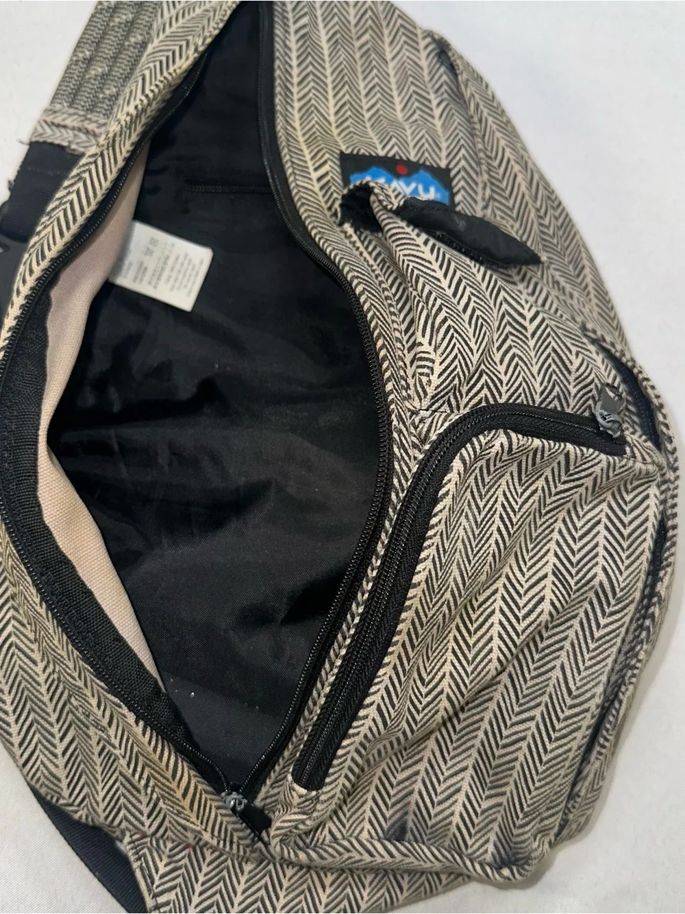 Kavu Rope Sling Bag Chevron Black White Backpack Crossbody